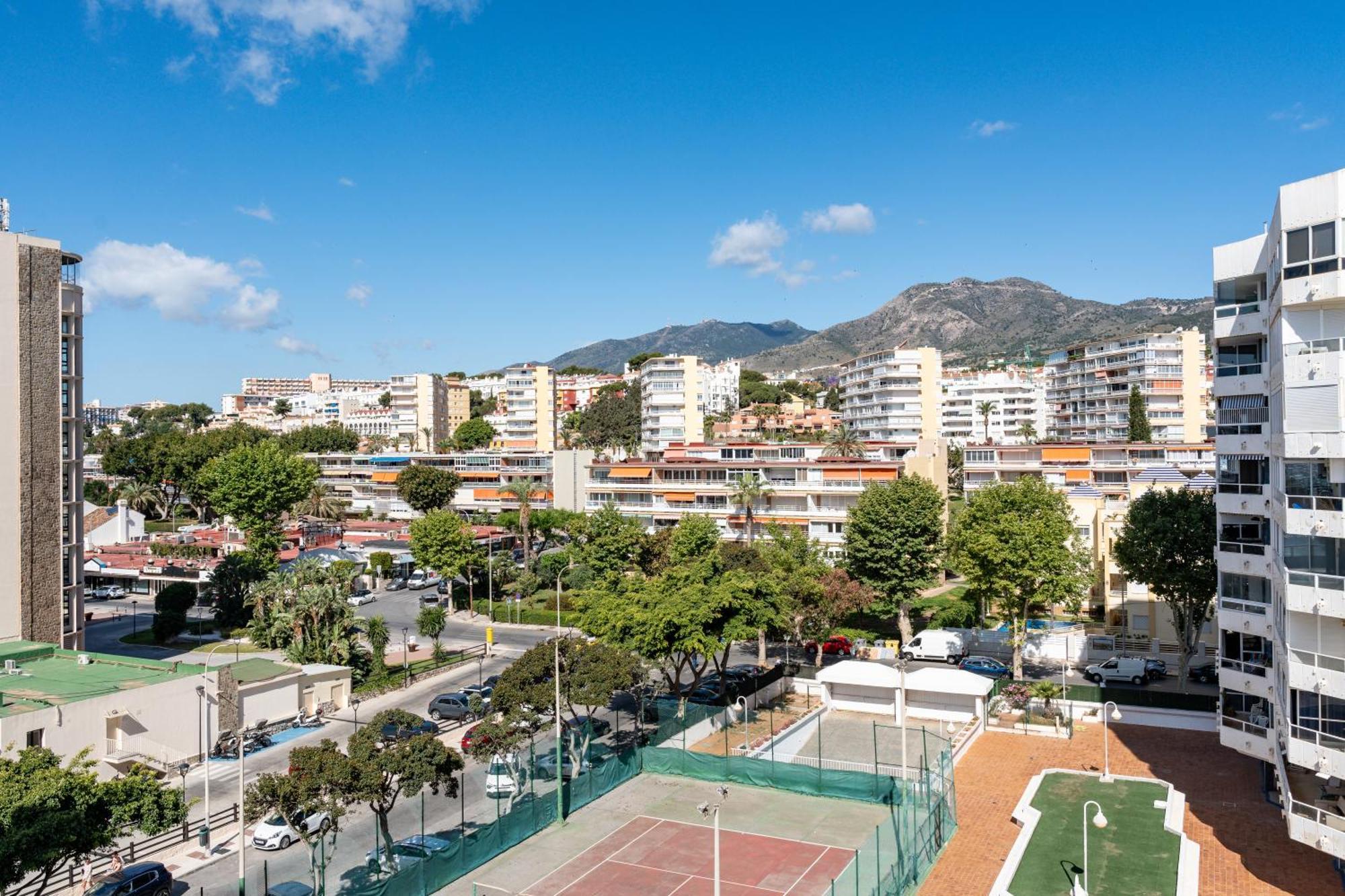 토레몰리노스 Tropico Carihuela View & Parking 아파트 외부 사진