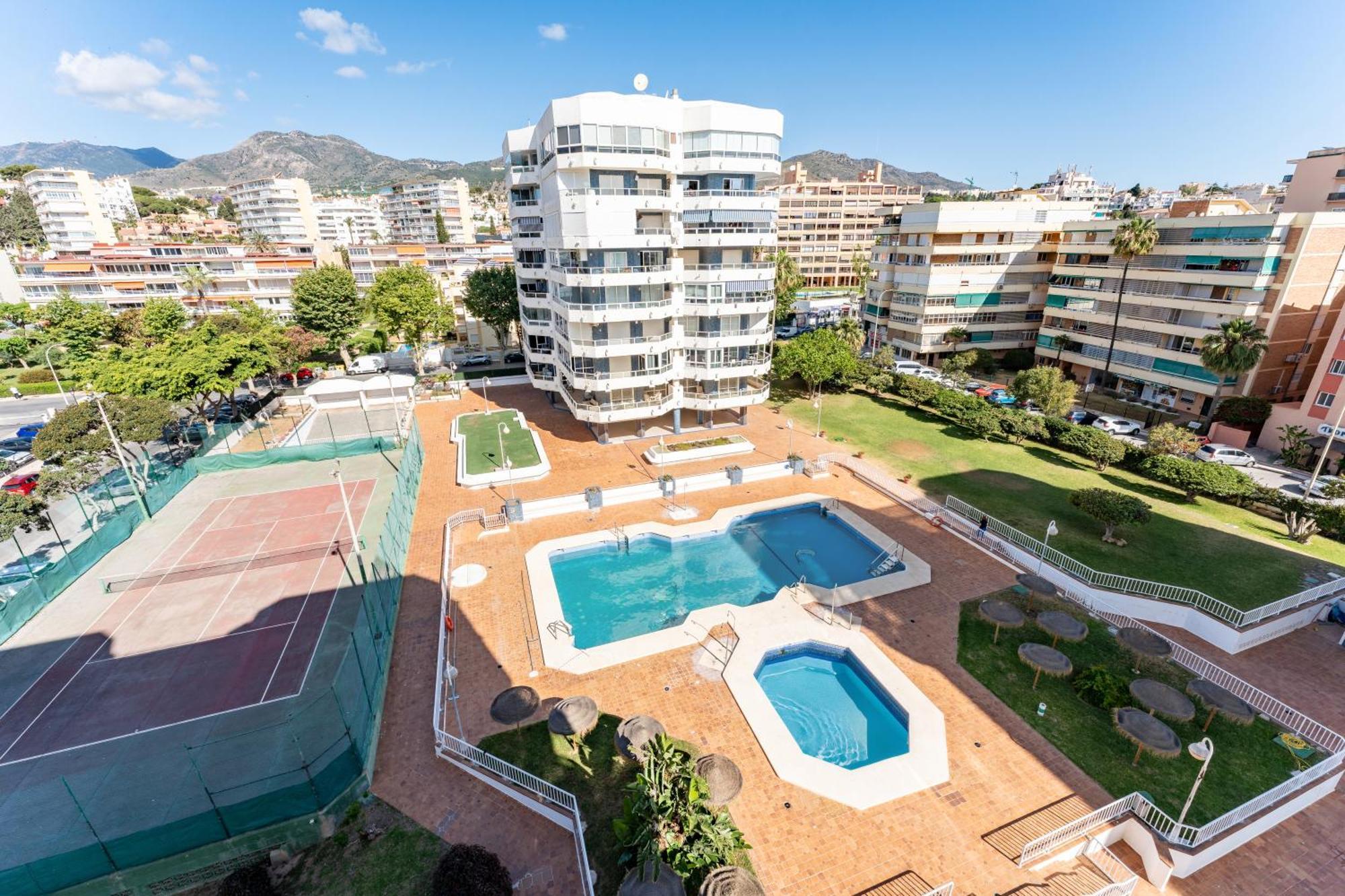 토레몰리노스 Tropico Carihuela View & Parking 아파트 외부 사진